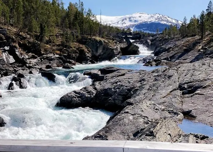 Cozy At The Gateway To Jotunheimen * Vaga